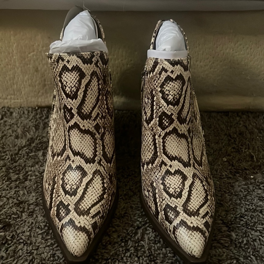 Vincent Camuto gradina snake skin booted heel